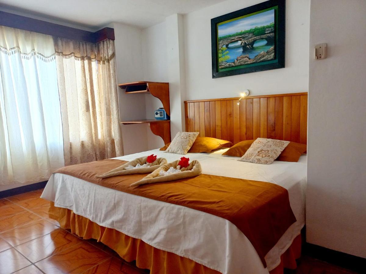 Hotel Sula Sula 푸에르토빌라밀 외부 사진