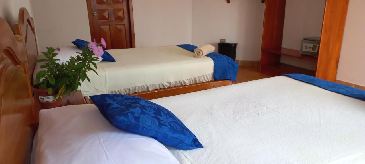 Hotel Sula Sula 푸에르토빌라밀 외부 사진